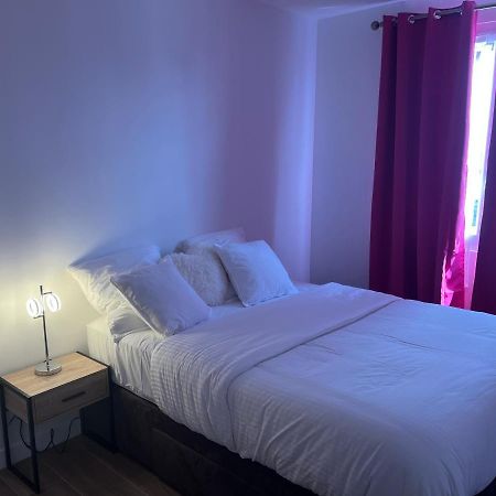 Appartement Spacieux Clichy-sous-Bois Luaran gambar