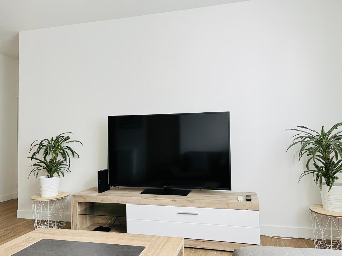 Appartement Spacieux Clichy-sous-Bois Luaran gambar