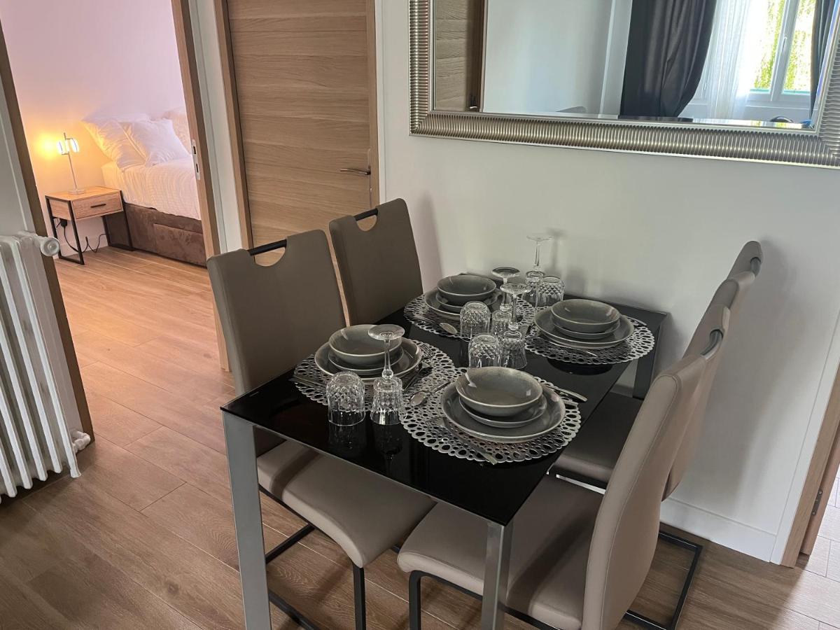 Appartement Spacieux Clichy-sous-Bois Luaran gambar