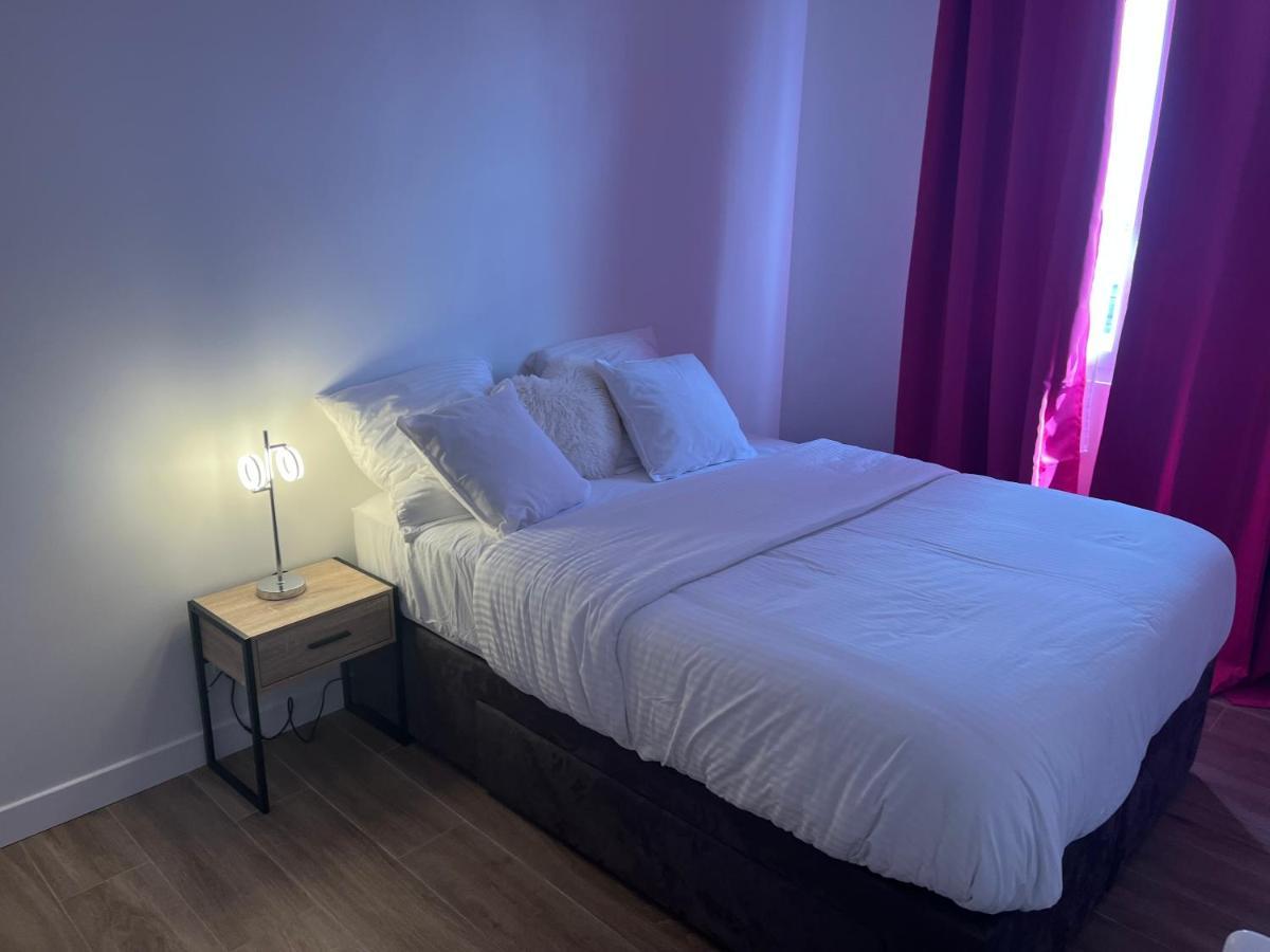 Appartement Spacieux Clichy-sous-Bois Luaran gambar