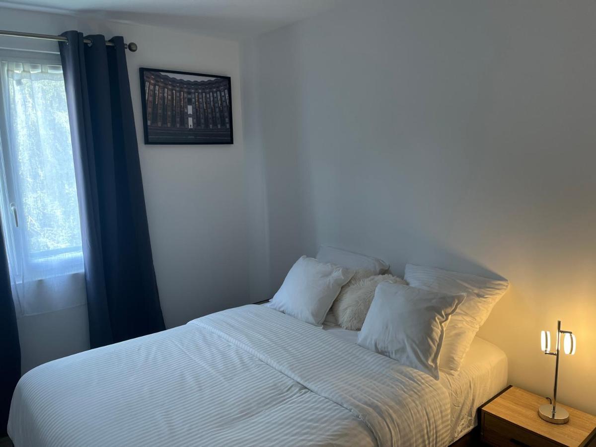 Appartement Spacieux Clichy-sous-Bois Luaran gambar